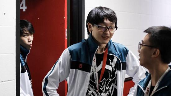 2025年兰西城市群锅庄舞邀请赛精彩开幕